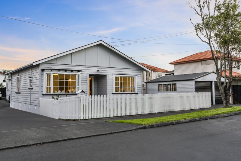 1/137 Abbotts Way, Remuera, Auckland - Carousel 2