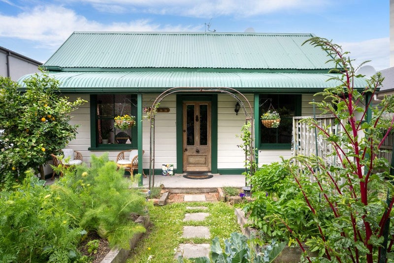 56 Thackeray Place, Waltham, Christchurch - Carousel 1