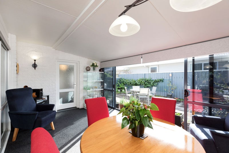 2 Magnolia Drive, Westown, New Plymouth - Carousel 2