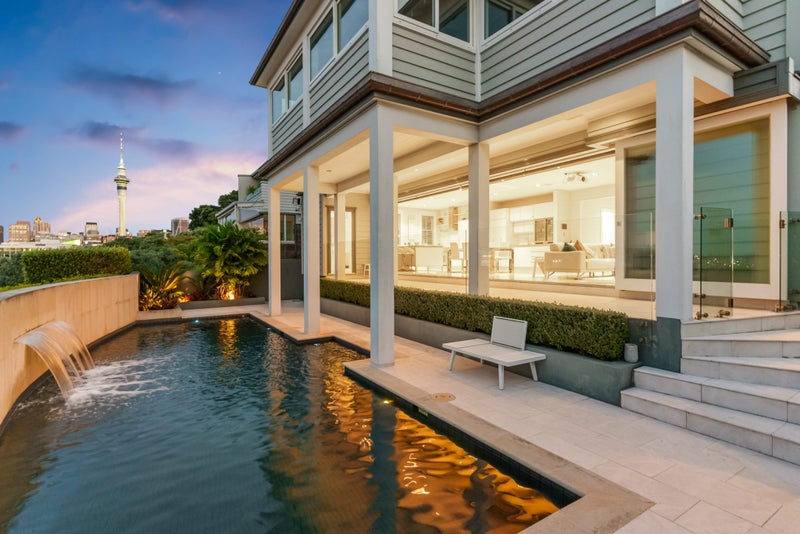 8 Harbour Street, Saint Marys Bay, Auckland - Carousel 1