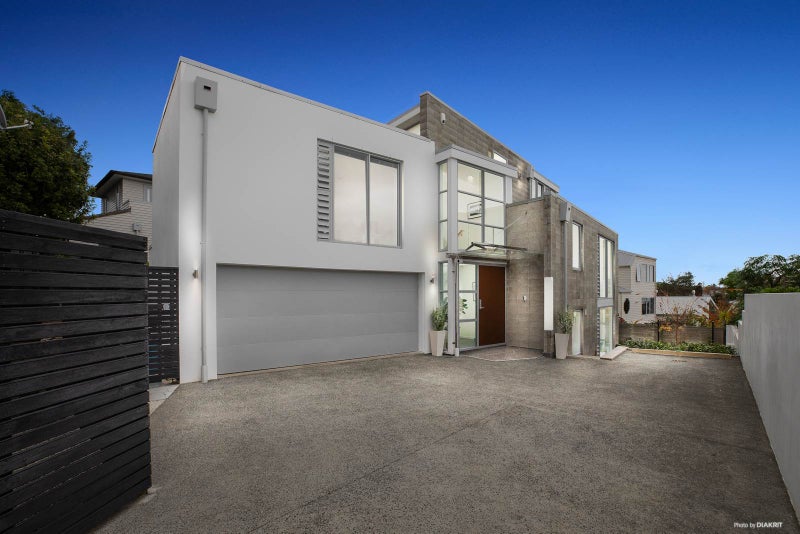 6A Rukutai Street, Orakei, Auckland - Carousel 1