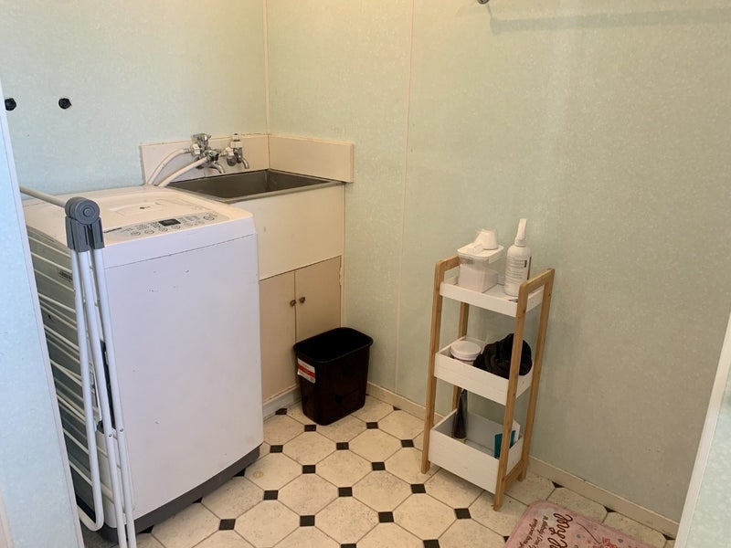 2/12 Trevethick Grove, Woburn, Lower Hutt - Carousel 8