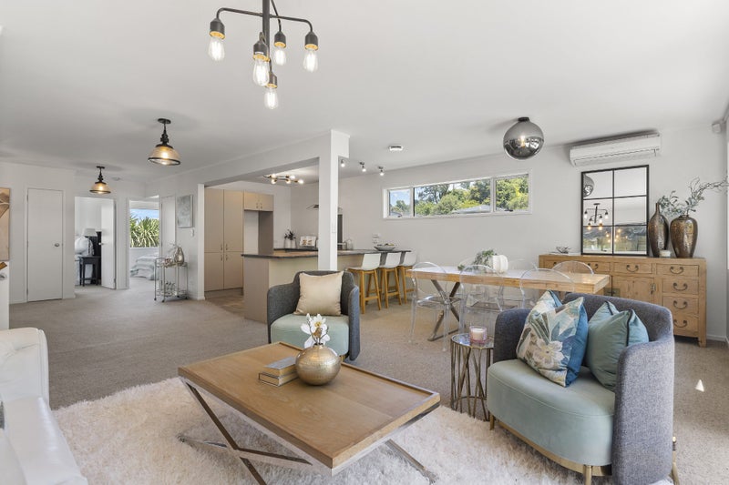 67A Ayton Drive, Totara Vale, Auckland - Carousel 2