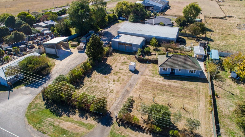 11 Highway 56, HIMATANGI, PALMERSTON NORTH - Carousel 1