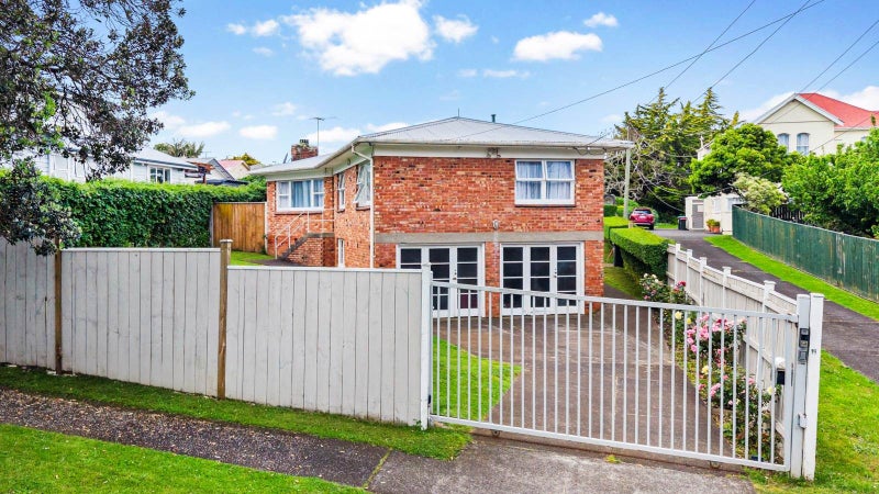 99 Galway Street, Onehunga, Auckland - Carousel 1