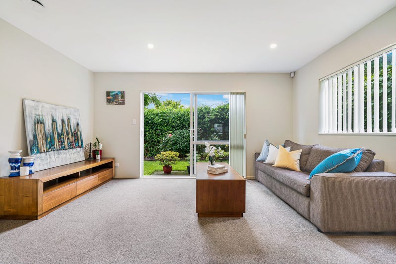 34C Arawa Street, New Lynn, Auckland - Carousel 1