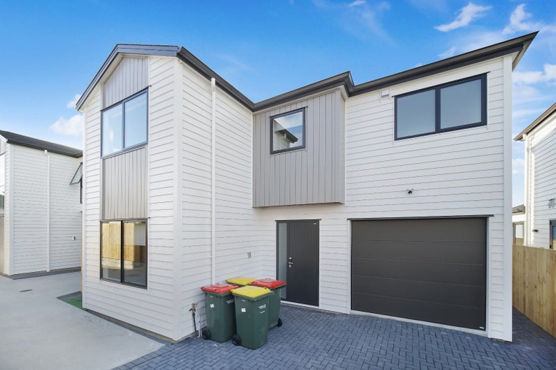 68 Howard Hunter Avenue, Saint Johns, Auckland - Carousel 1