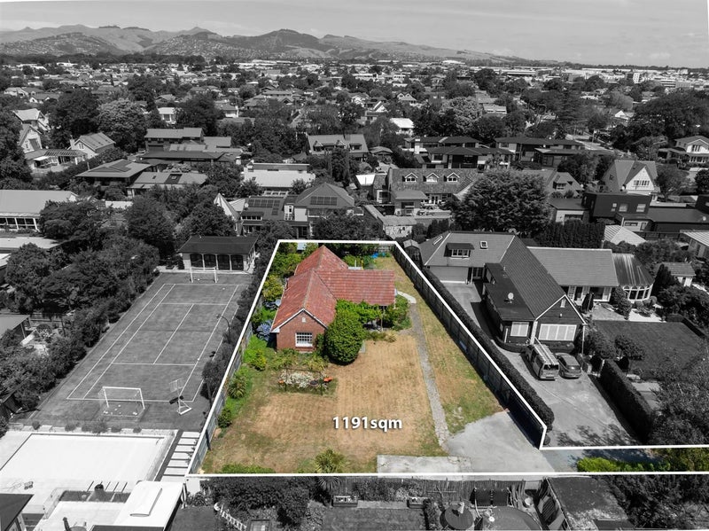 86 Straven Road, Fendalton, Christchurch - Carousel 2