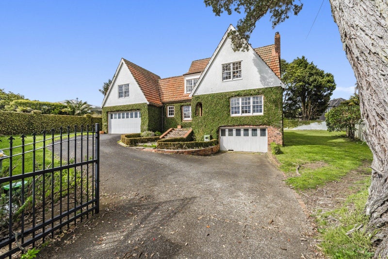 97 Benson Road, Remuera, Auckland - Carousel 1