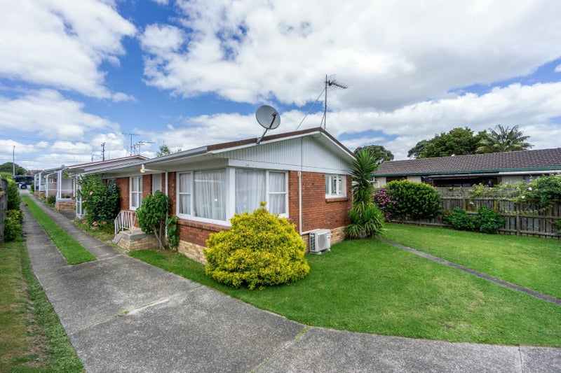6/43 Shakespeare Road, Milford, Auckland - Carousel 1