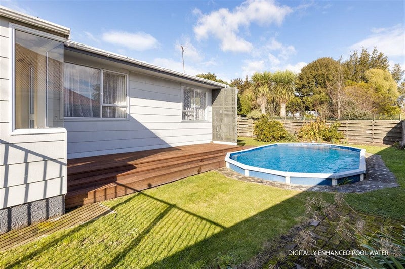 15 Lucas Street, Riversdale, Blenheim - Carousel 1