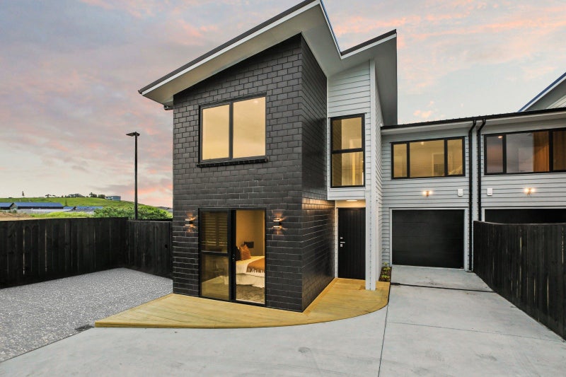 1/325 Horsham Downs Road, Rototuna North, Hamilton - Carousel 1