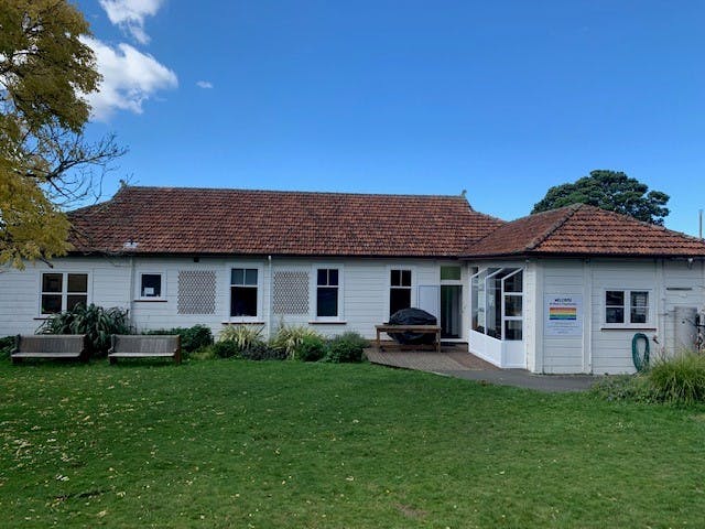 8 Fancourt Street, Karori, Wellington - Carousel 2