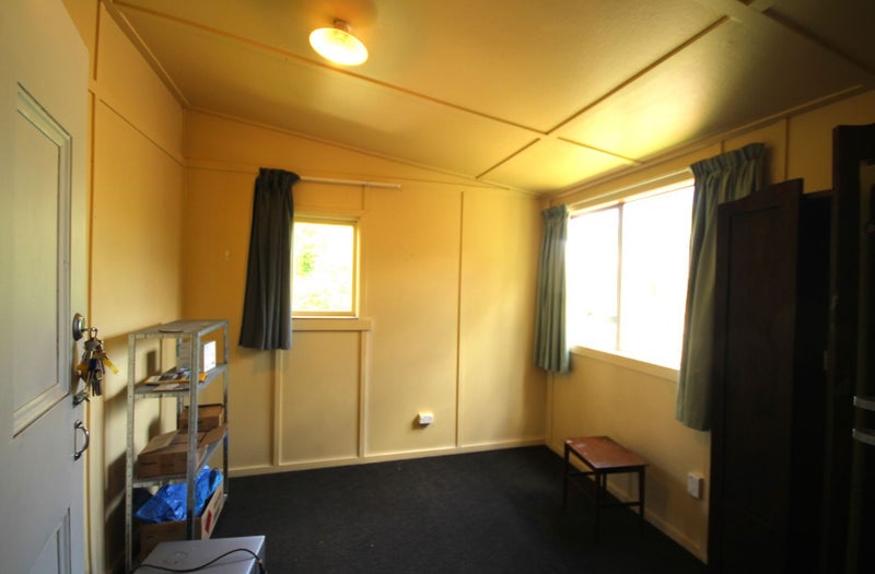 15 Carlyle Street, North East Valley, Dunedin - Carousel 12