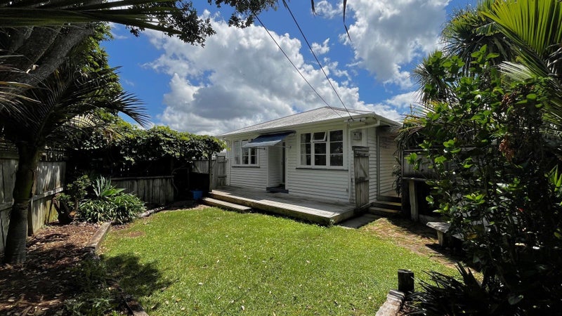 8 Raumati Crescent, Onerahi, Whangarei - Carousel 2