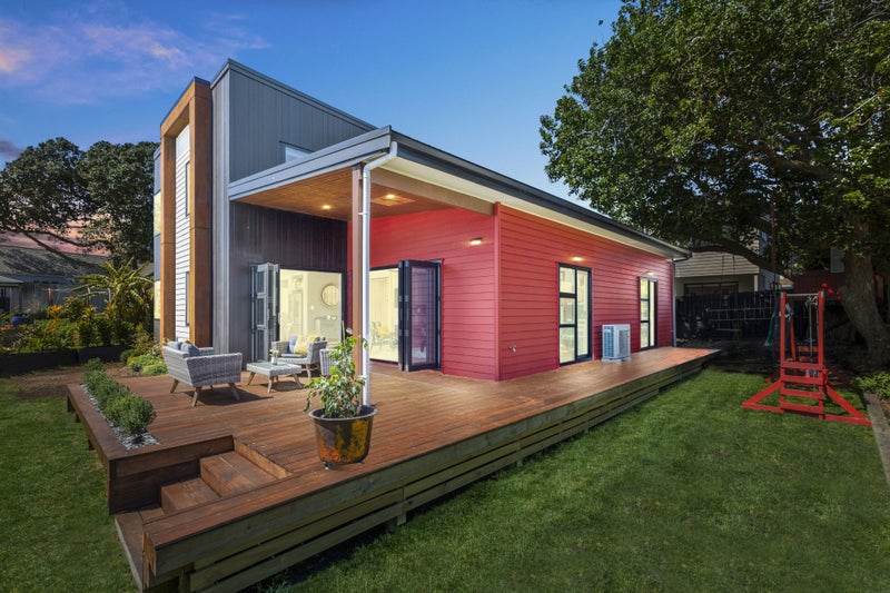 59B Mcintyre Road, Mangere Bridge, Auckland - Carousel 1