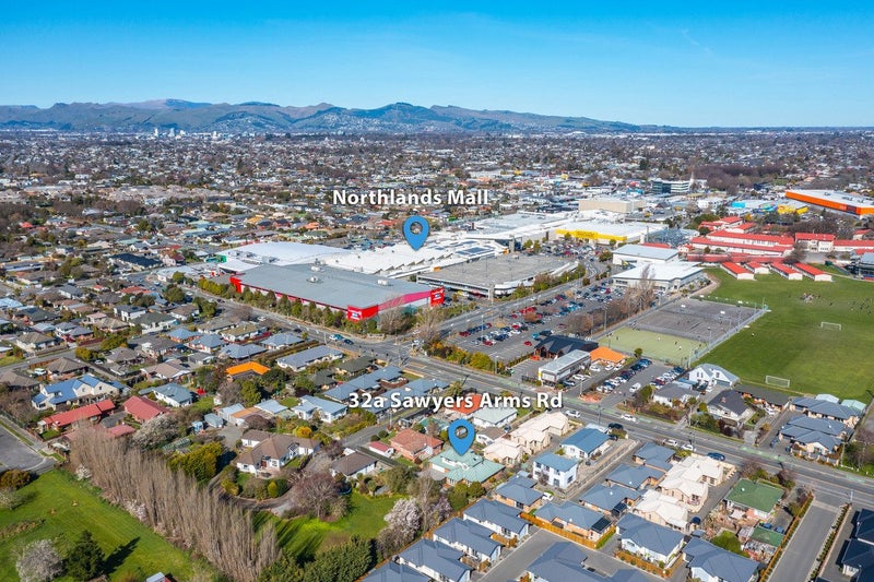 32A Sawyers Arms Road, Northcote, Christchurch - Carousel 1