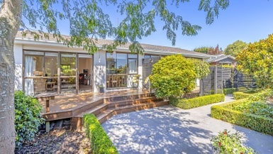 2 Woodbank Street, Somerfield, Christchurch - Carousel 1