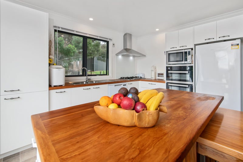 146 Maukutea Drive, Kawhia, Kawhia - Carousel 2