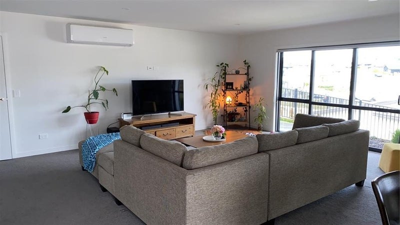 3 Aneta Way, Pyes Pa, Tauranga - Carousel 2