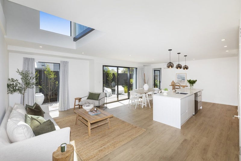 87 Clare Road, St Albans, Christchurch - Carousel 1