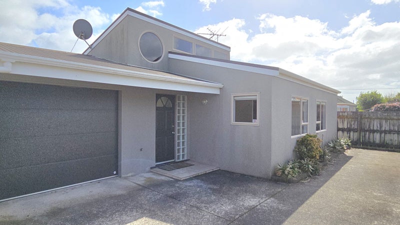3/33 Alford Street, Waterview, Auckland - Carousel 1
