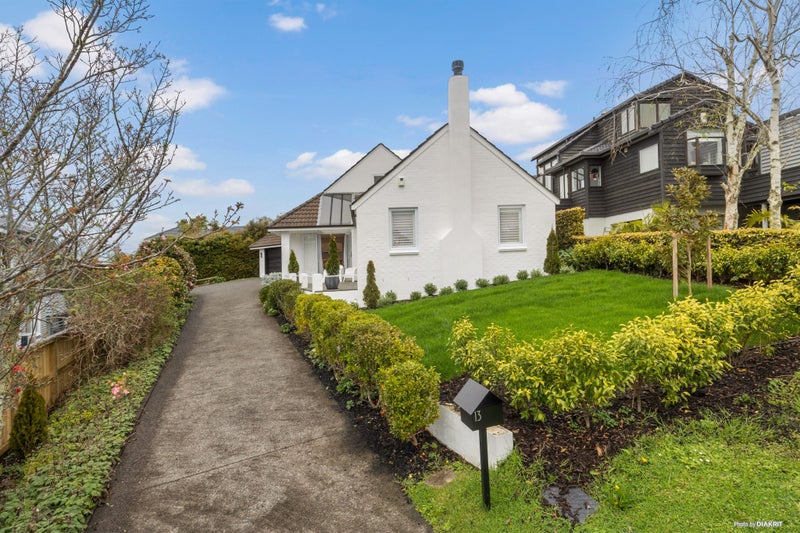 13 Glen Oaks, St Heliers, Auckland - Carousel 1