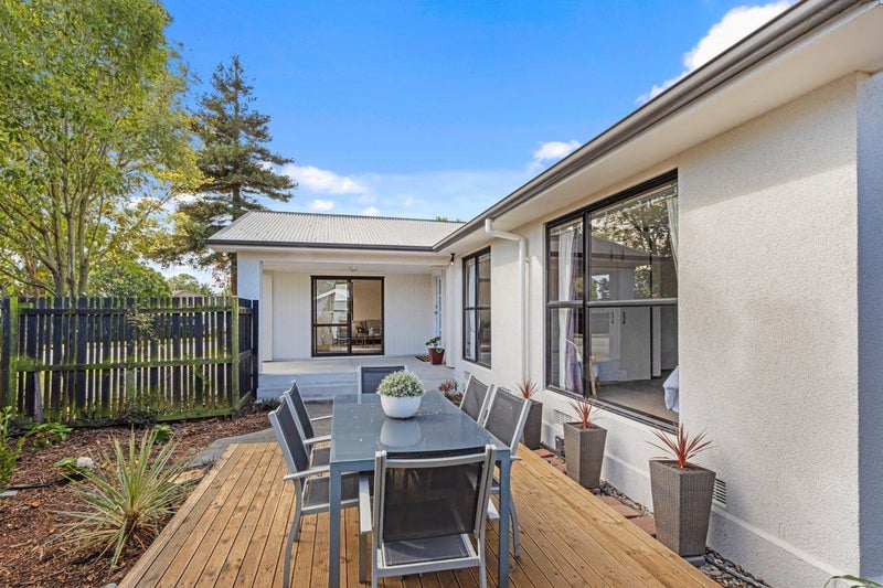 35 Royal Park Drive, Parklands, Christchurch - Carousel 2