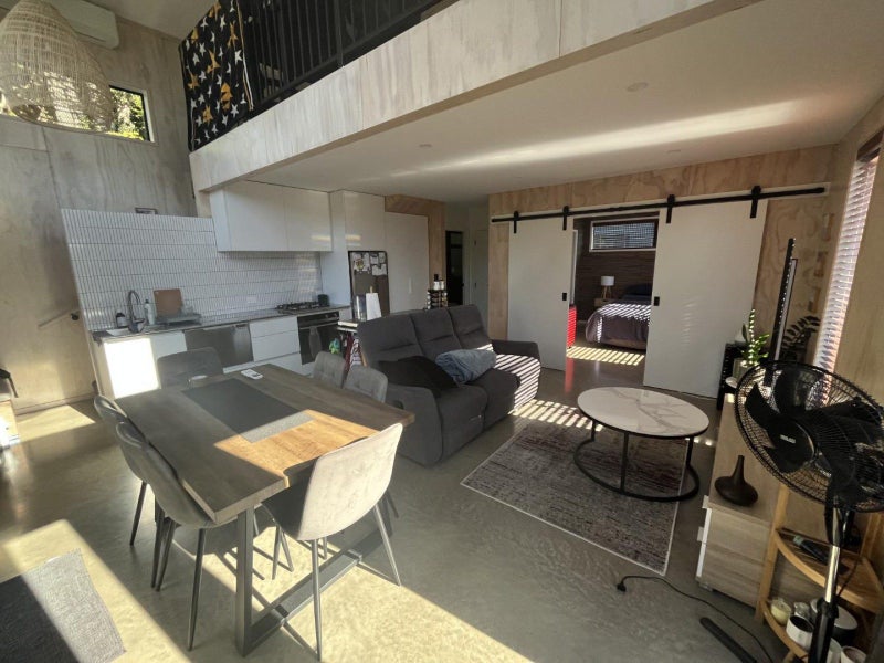 16 Peace Avenue, Moturoa, New Plymouth - Carousel 1