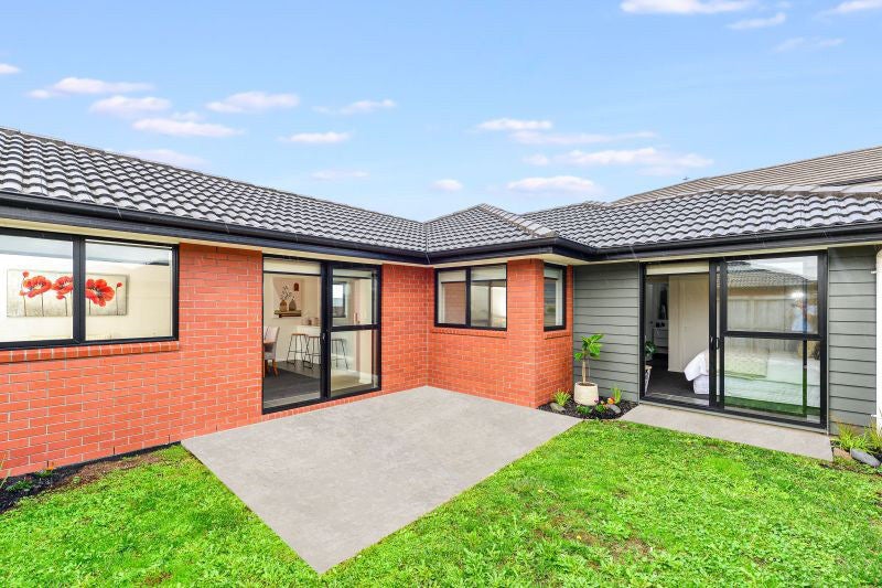 5 Manawaroa Close, Grandview Heights, Hamilton - Carousel 2