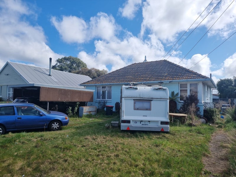 11 Carisbrooke Street, Aranui, Christchurch - Carousel 1