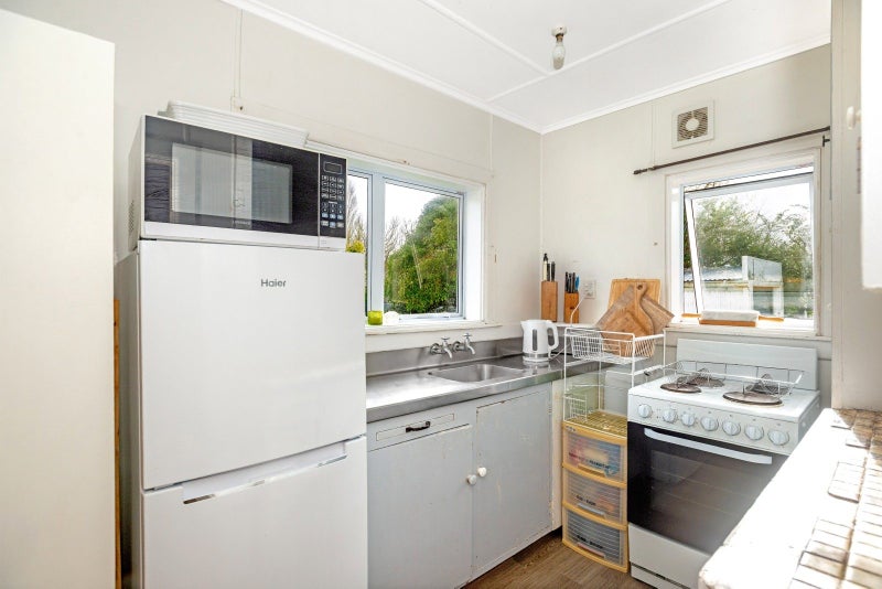 9 Endcliffe Road, Kaiti, Gisborne - Carousel 2