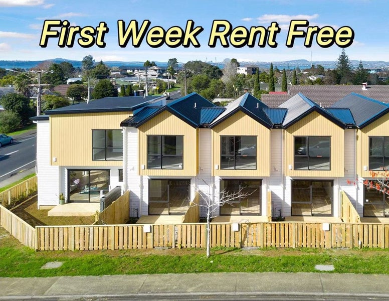 2/2A Mantra Road, Massey, Auckland - Carousel 1