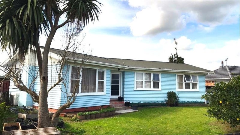 1/6 Hunua Road, Papakura, Papakura - Carousel 1