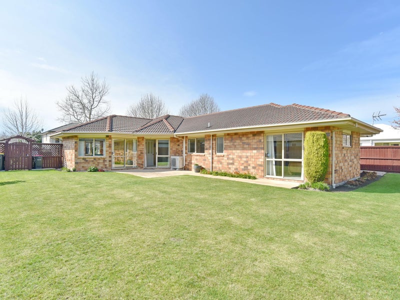 11 Pewter Place, Northwood, Christchurch - Carousel 2