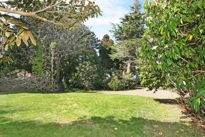 19 Woodmancote Road, Khandallah, Wellington - Carousel 19