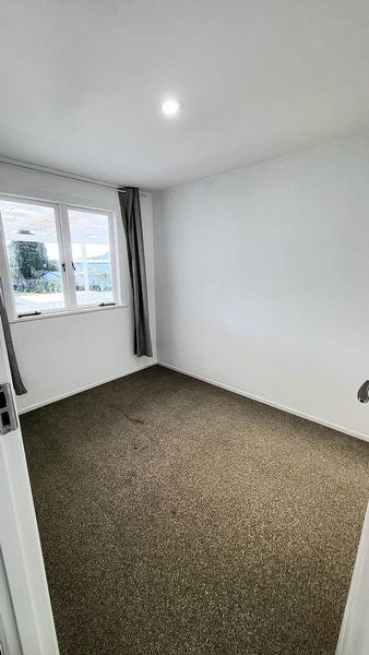 52 Valonia Street, New Windsor, Auckland - Carousel 18