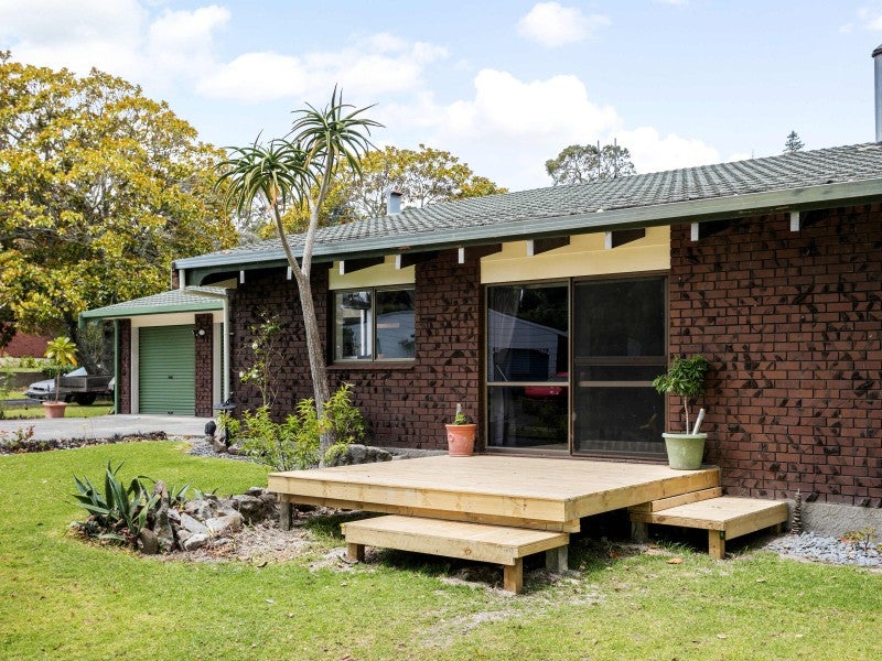 2 Magnolia Street, Outer Kaiti, Gisborne - Carousel 26