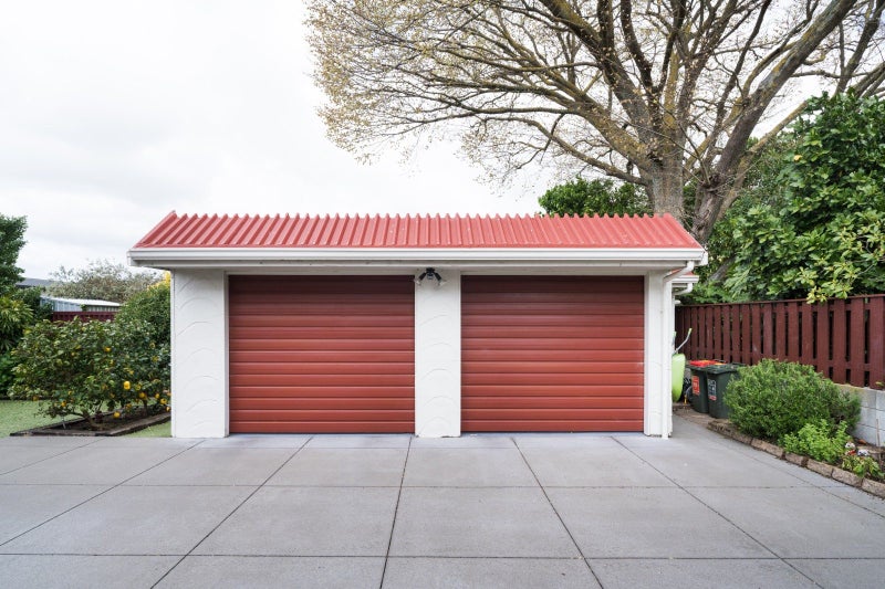 16 Akaroa Avenue, Awapuni, Palmerston North - Carousel 40