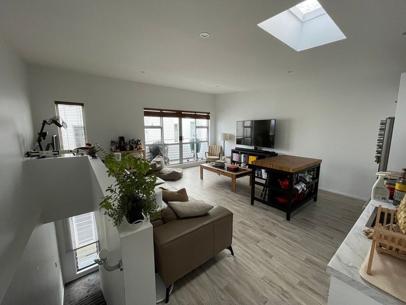 B3/15 Scanlan Street, Grey Lynn, Auckland - Carousel 1