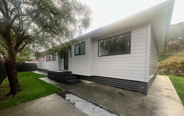 441 Cambridge Terrace, Naenae, Lower Hutt - Carousel 1