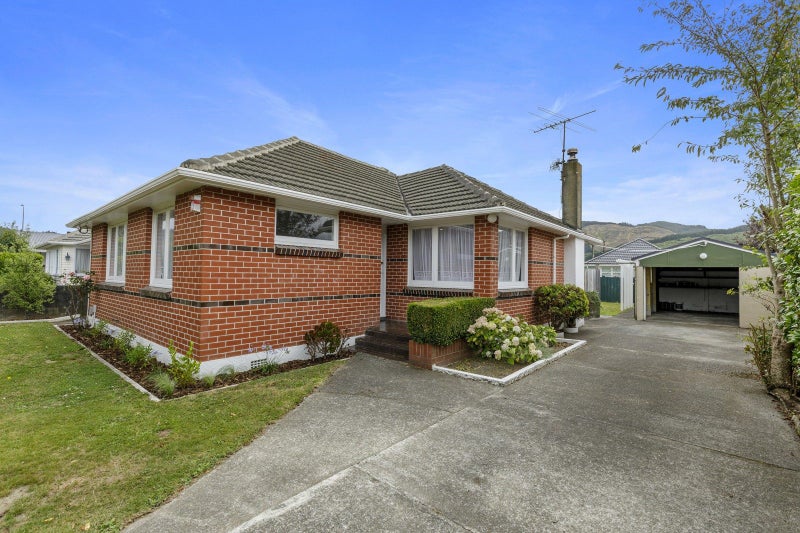 251 Fergusson Drive, Heretaunga, Upper Hutt - Carousel 2