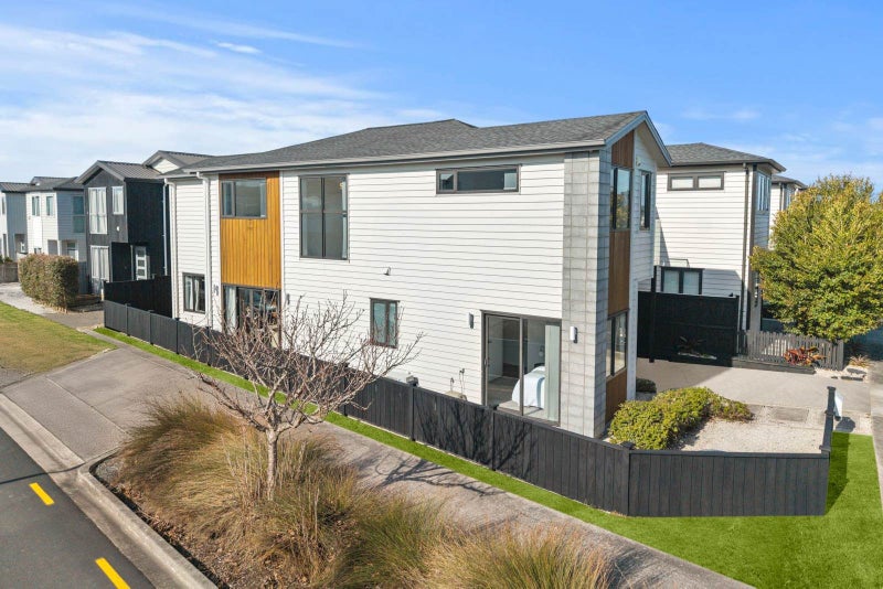 9 Cicada Road, Hobsonville, Auckland - Carousel 2