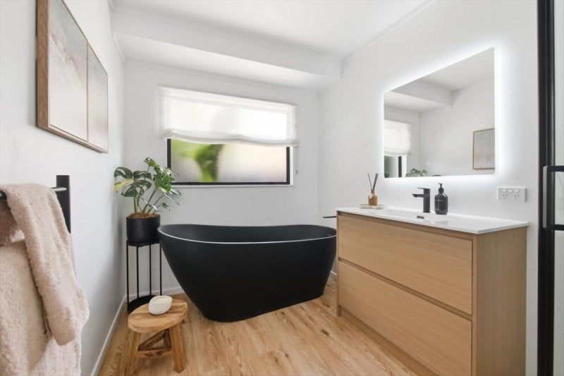 11 Reef Avenue, Papamoa Beach, Papamoa - Carousel 2