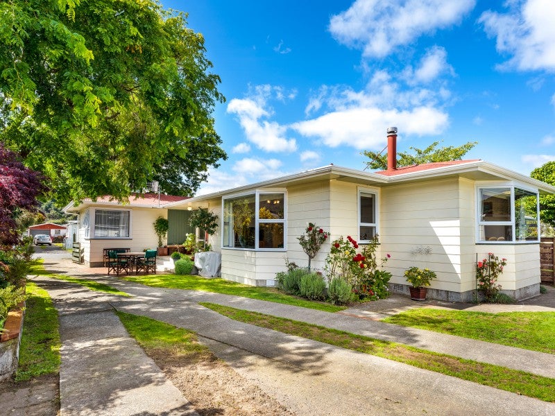 17 Momona Street, Wainuiomata, Lower Hutt - Carousel 1