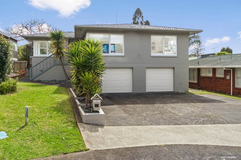 21 Totara Grove, Hillcrest, Auckland - Carousel 2