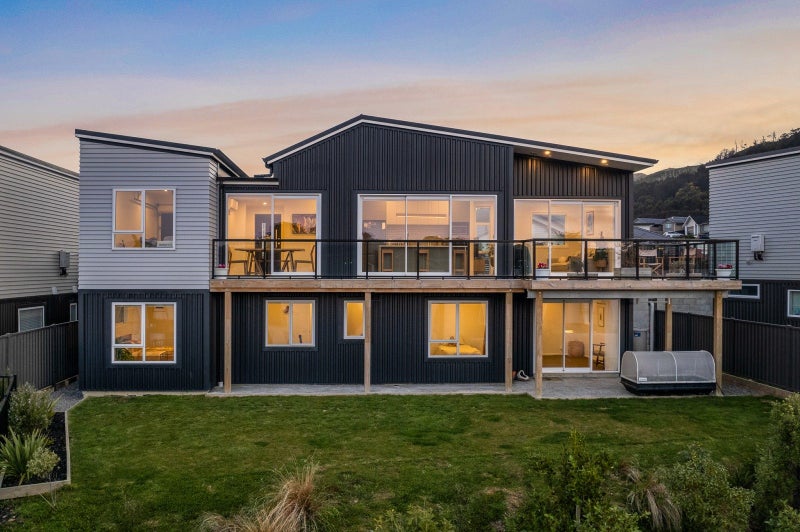 32 Hokioi Drive, Kenepuru, Porirua - Carousel 1