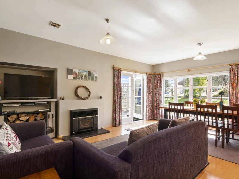 62 Stanley Crescent, Beachville, Nelson - Carousel 2