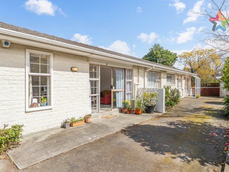 2/51 LUDLAM CRES, Woburn, Lower Hutt - Carousel 2