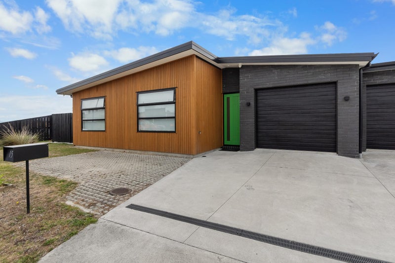 15 Pragma Rise, Rototuna North, Hamilton - Carousel 1